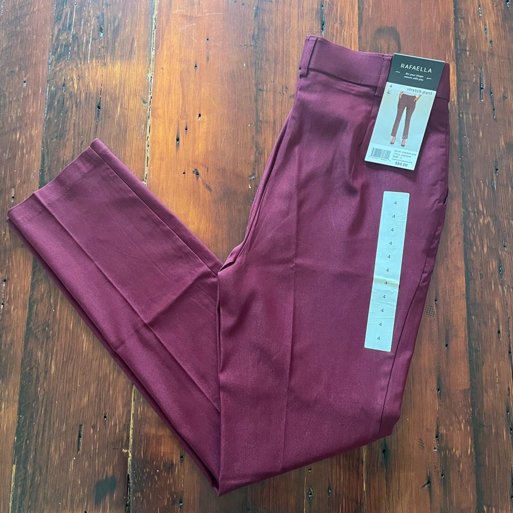 ❤️ 5/$25 NWT Rafaella Burgundy Ankle Cropped Pants Sleek Tailored Design